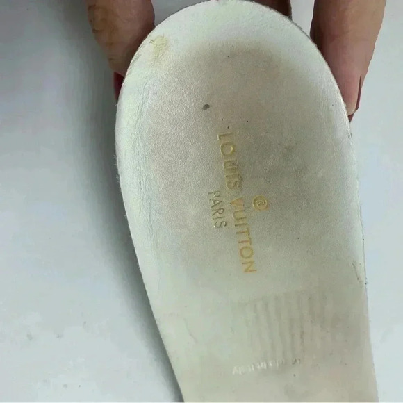 Louis Vuitton Calfskin Monogram Run Away Sneakers size 38 - Picture 14 of 15